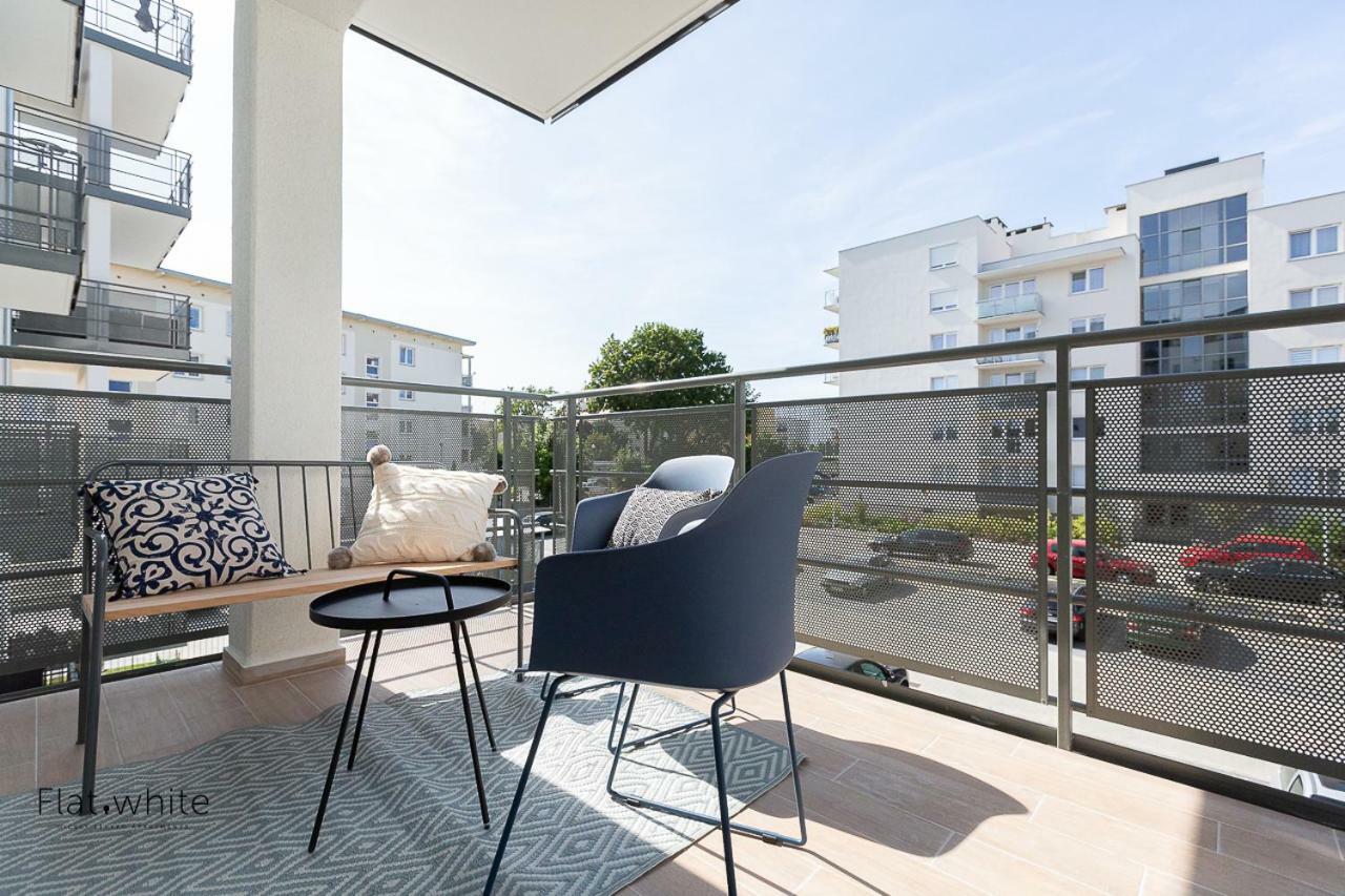 Apartamenty Flat White Obywatelska 47Ab ジェロナ・グラ エクステリア 写真