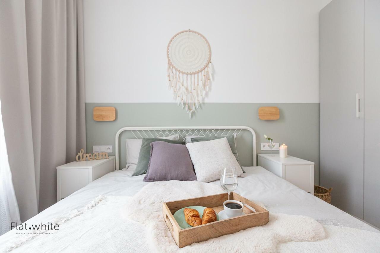 Apartamenty Flat White Obywatelska 47Ab ジェロナ・グラ エクステリア 写真